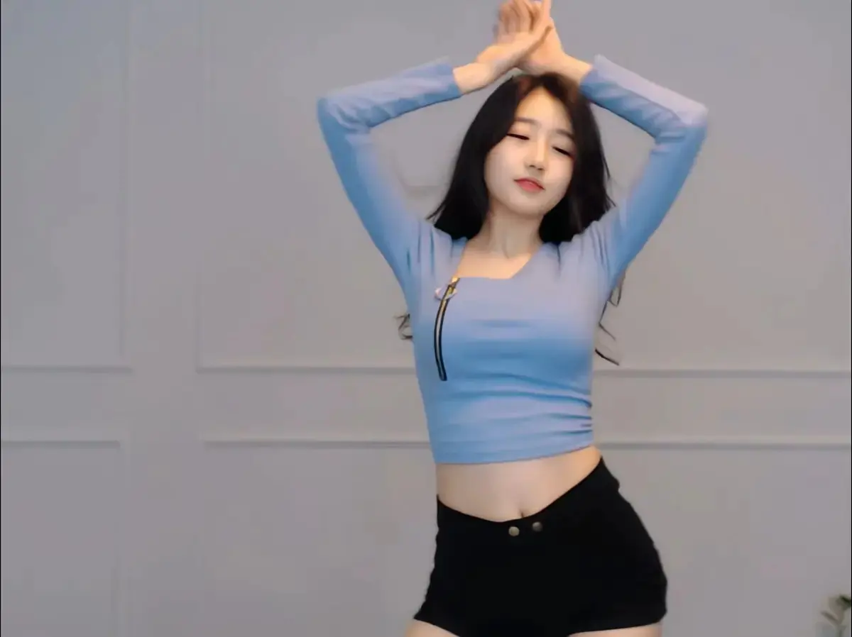 onlyfans每日大赛在线抢先看-动漫徐雅8月加长版高能瞬间-终极剪辑全集高清免费播放