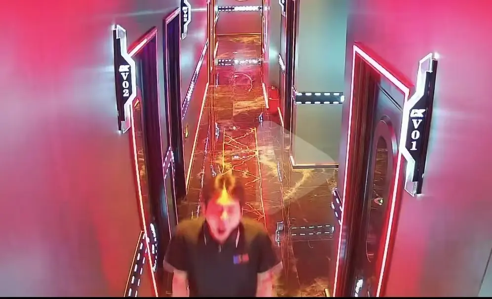 盖州兴隆KTV事件还原-全网热议的内部监控流出-高清完整版免费在线观看